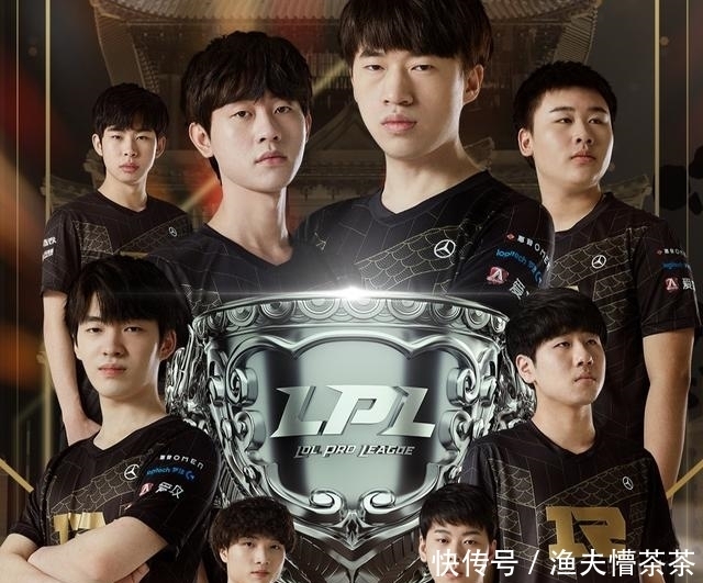 管理层担任 管理层担任