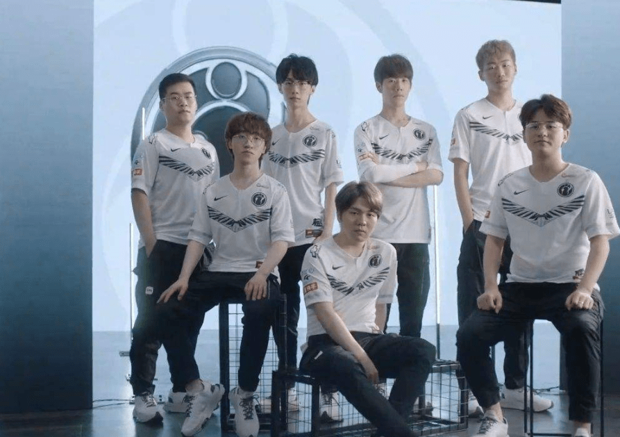 伯莫多次利 伯莫多次利