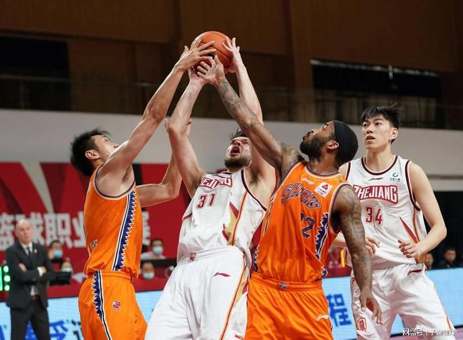 在高强度B 在高强度B